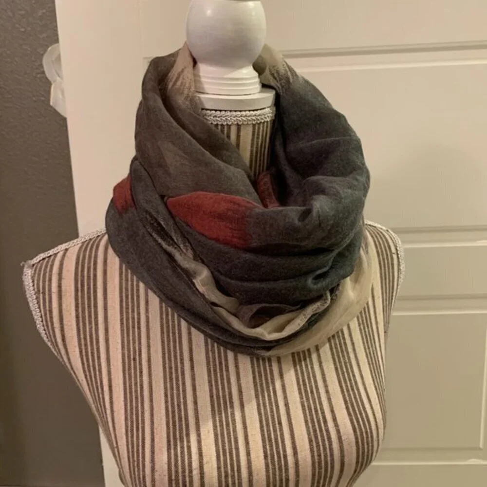 Set of 4 Scarves & 1 Bandana